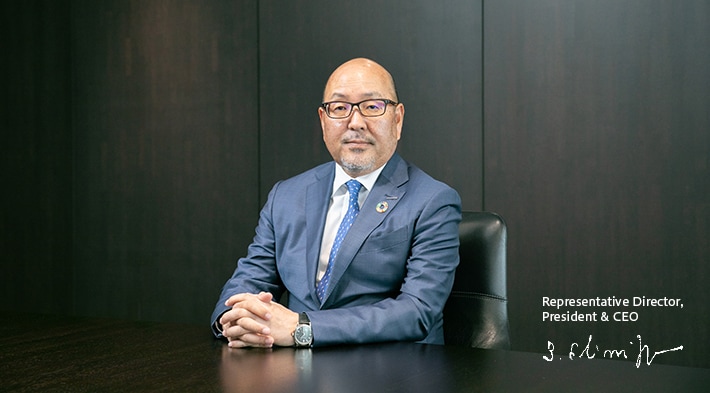 Pursuing Sustainability and Promoting Creation of an Entity that Can Win. Toyo Tire Corporation Representative Director and President Takashi Shimizu